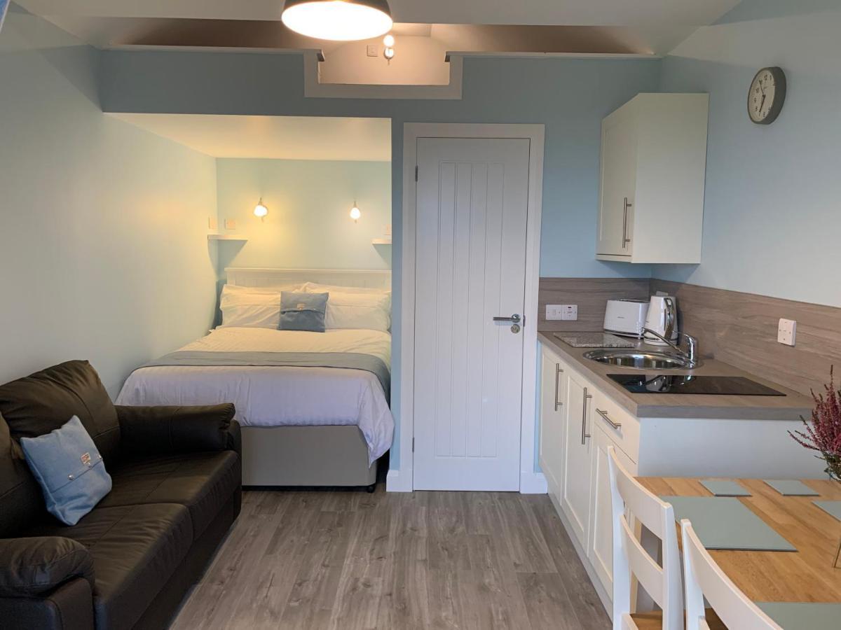 Hebridean Holiday Cabins Breasclete Buitenkant foto